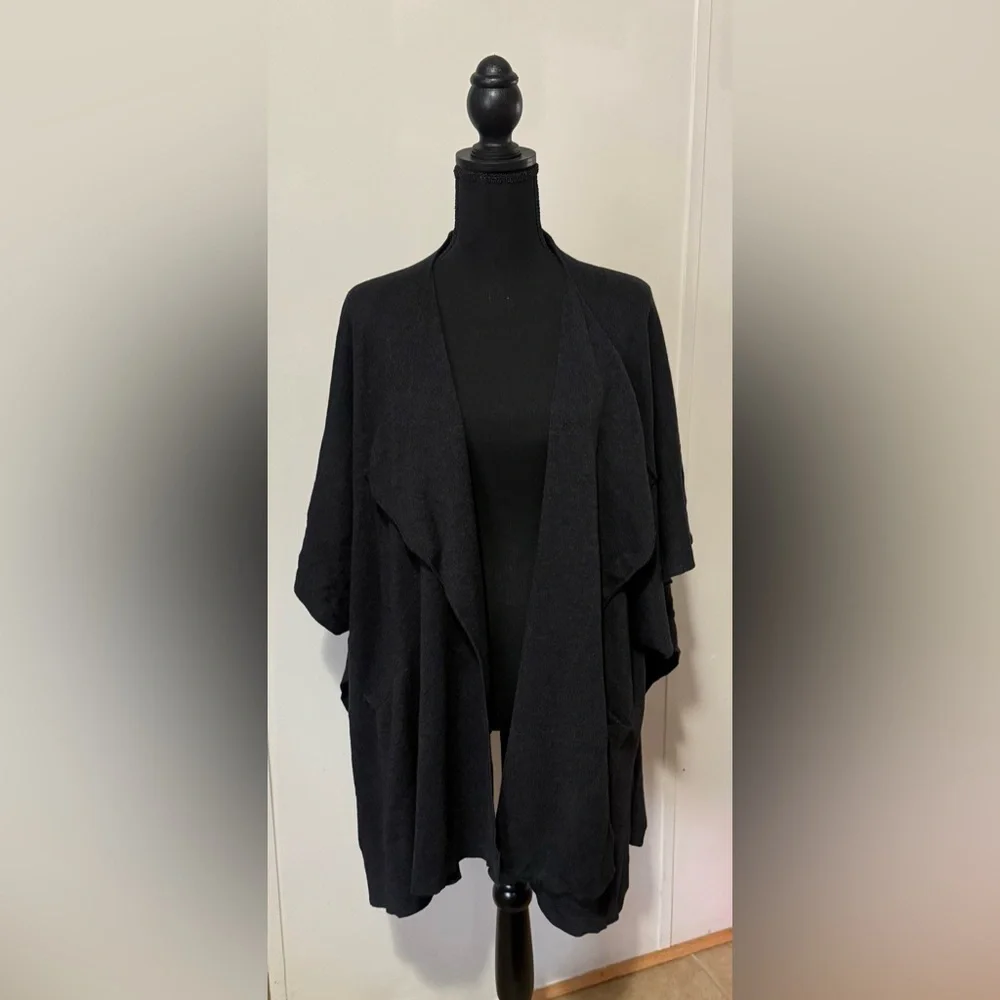 Lululemon Cashmere Blend After Asana Wrap Cardigan in Heathered Black
